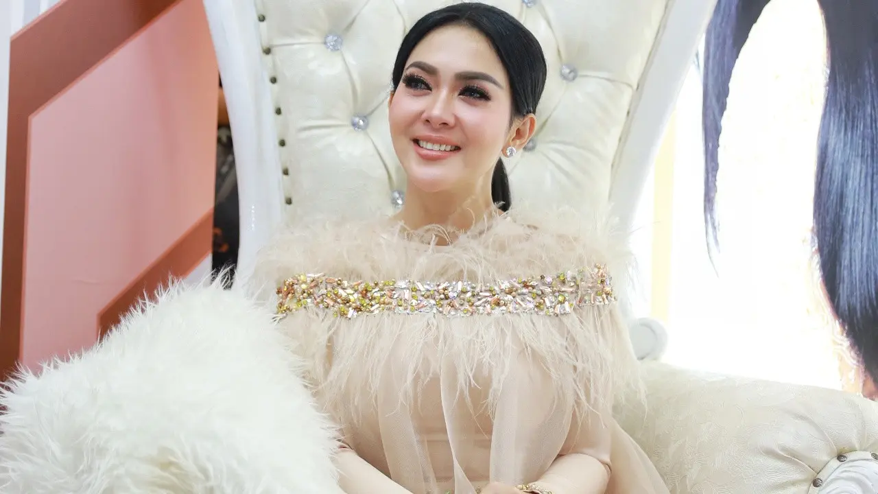 [Bintang] Tiket Konser Syahrini Seharga 25 Juta Ludes Terjual