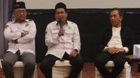 Kepala Subdirektorat Bina Penyuluh Agama Islam, Jamaluddin M. Marki (tengah). (Foto: Laman Kementerian Agama).