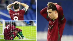 Para pemain Wolverhampton Wanderers tak mampu menutupi kekecewaan usai gagal menang di Markas Brighton and Hove Albion pada laga Liga Inggris. Sempat unggul 3-1, namun sayang wolves harus rela berbagi poin setelah laga berakhir dengan skor 3-3.
