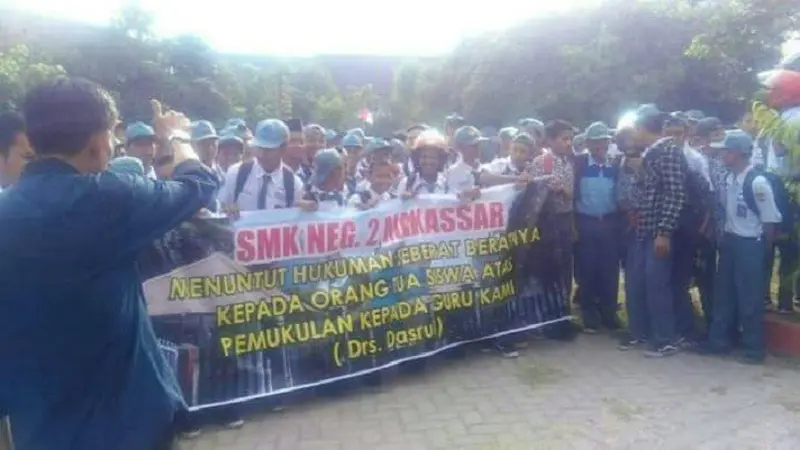 Bapak-Anak Penganiaya Guru SMK Makassar Segera Huni Penjara