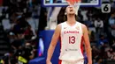 Pemain timnas basket Kanada, Kelly Olynyk meluapkan emosi saat unggul melawan Latvia pada laga terakhir penyisihan Grup H FIBA World Cup 2023 di Indonesia Arena, Gelora Bung Karno, Jakarta, Selasa (29/8/2023). (Liputan6.com/Helmi Fithriansyah)
