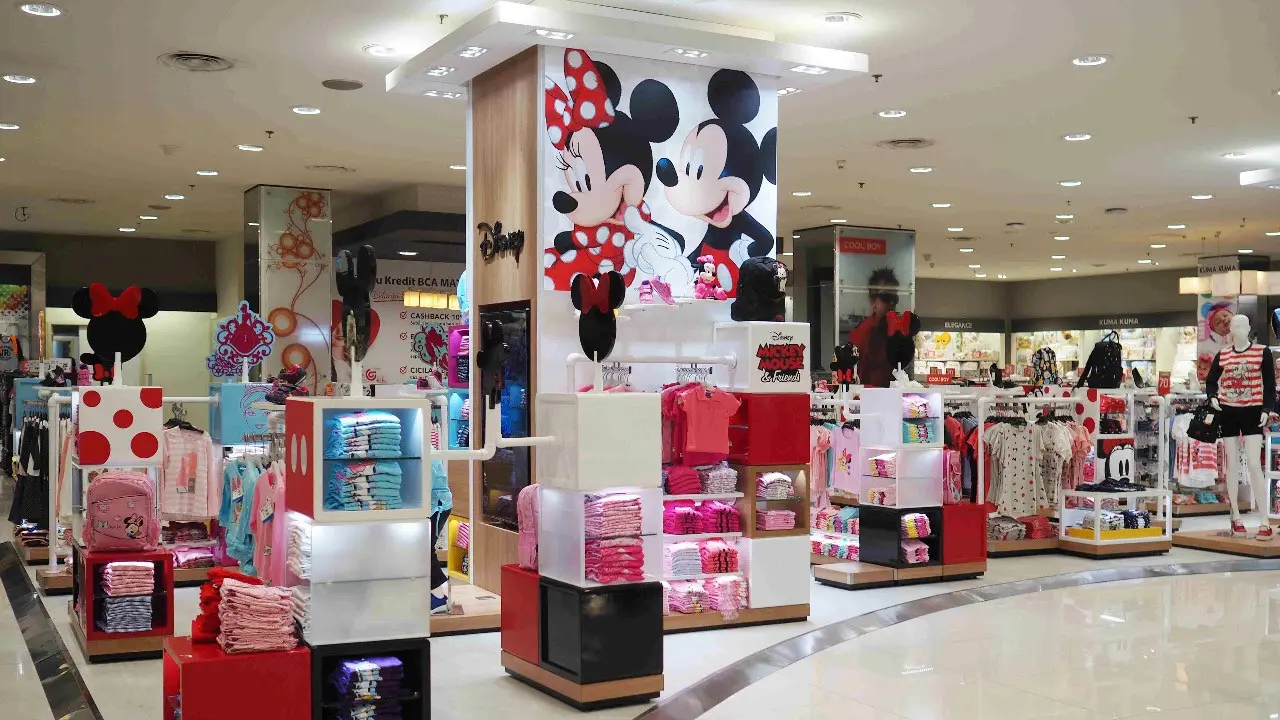 Bertemu Minnie Mouse Kini Bisa Sambil Berbelanja