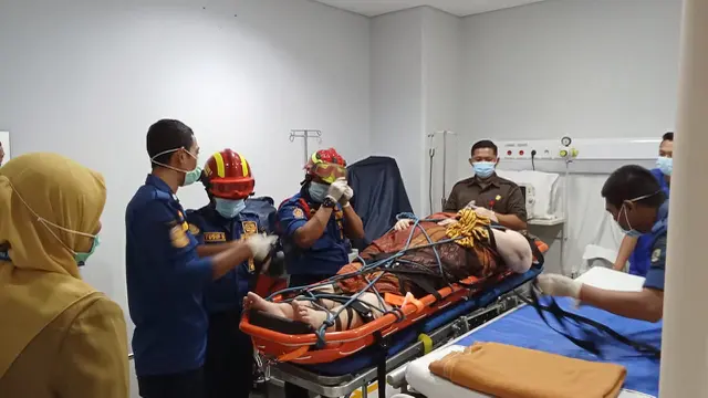 J Pria Obesitas di Tangerang