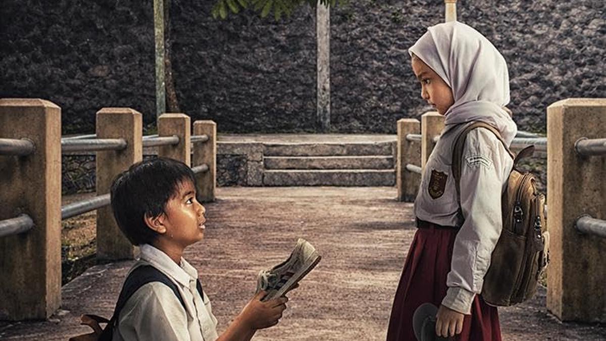 Film Children of Heaven Siap Rilis, Hanung Bramantyo Umumkan Kampanye Sepasang Sepatu Berjuta Mimpi