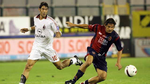 FOTO: 8 Pesepak Bola Dengan Style Kaos Kaki Rendahnya