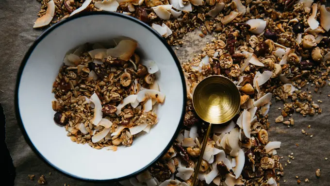 Isolasi Diri Cegah Penyabaran Virus Corona? Simpan 4 Jenis Makanan yang Tahan Lama untuk Disimpan dalam Keadaan Darurat