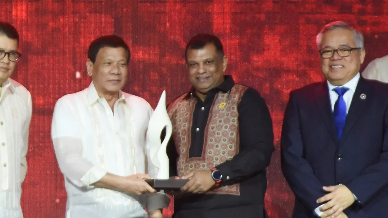 Berkontribusi dalam Sektor Pariwisata, Air Asia Sabet Piala ABA