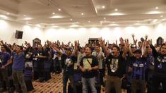 Antusiasme Inter Club Indonesia menyambut legenda Inter Milan Youri Djorkaeff yang hadir di acara Gathering Nasional ke IV pada 28-30 Agustus 2015 di Bali.