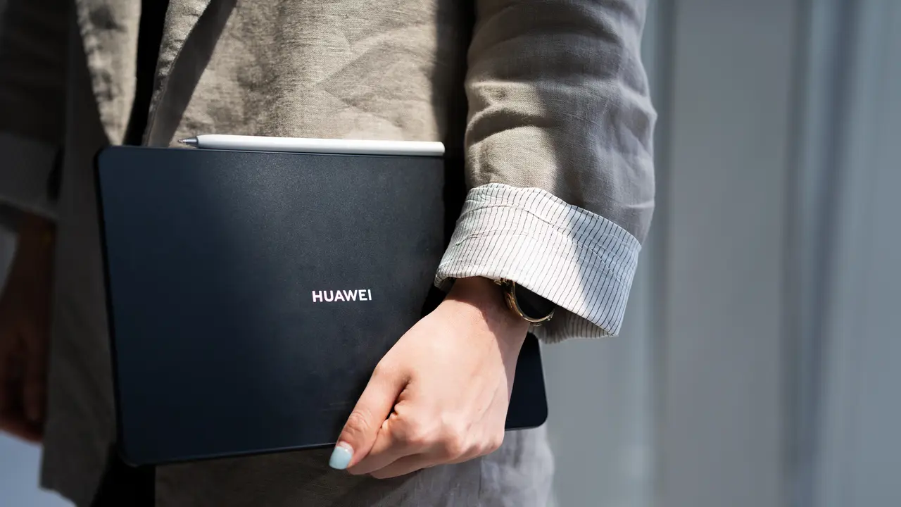 HUAWEI