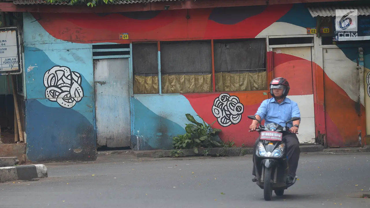 Hari Pertama Puasa, Warung Makan Tutup Sementara