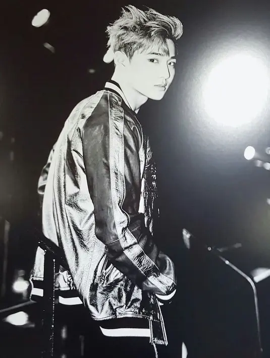 "Interaksi antara K-Arts sangat baik. Daripada satu orang yang populer, ada banyak energi dan rasanya itu mempengaruhi orang lain, semua orang melakukan pekerjaannya dengan baik," tutupnya. (Foto: instagram.com/heysuhoshi)