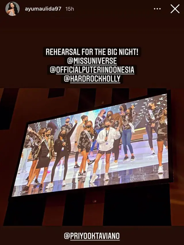 Ayu Maulida Kenakan Tapis Lampung Jelang Grand Final Miss Universe 2020