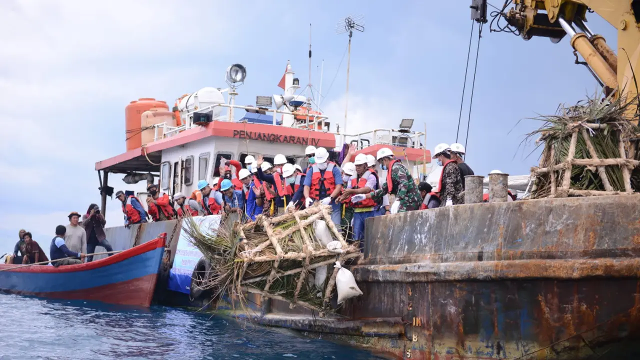 Kapal Pengangkut.