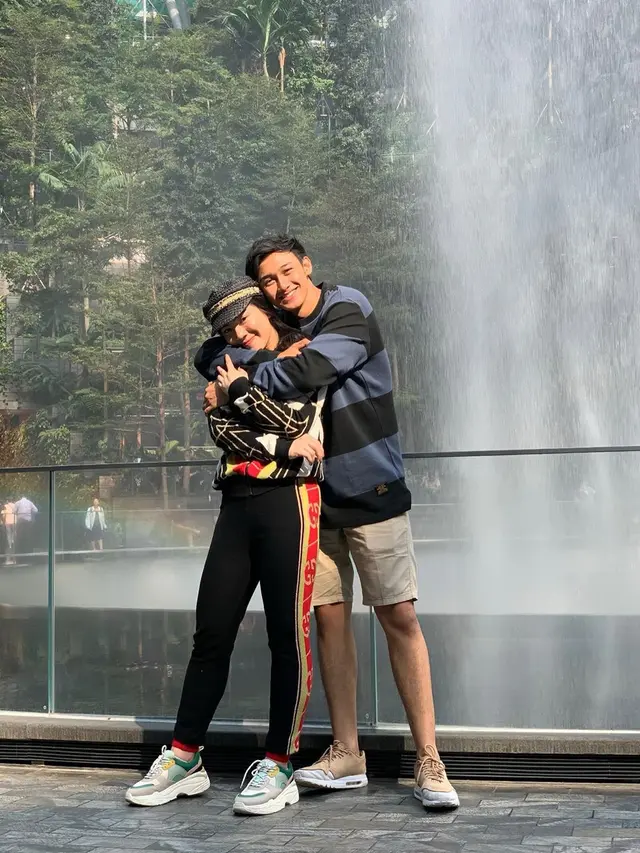 Caesar Hito dan Felicya Angelista Undur Pernikahan, Ini 5 Curhatan Keduanya
