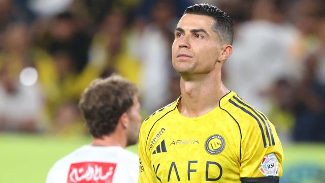 Foto: Cristiano Ronaldo Lesatkan Gol Ke-967 dan Buat Al Nassr Terjaga di Puncak Klasemen Liga Arab