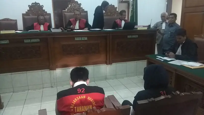 Sidang perdana Aulia Kesuma