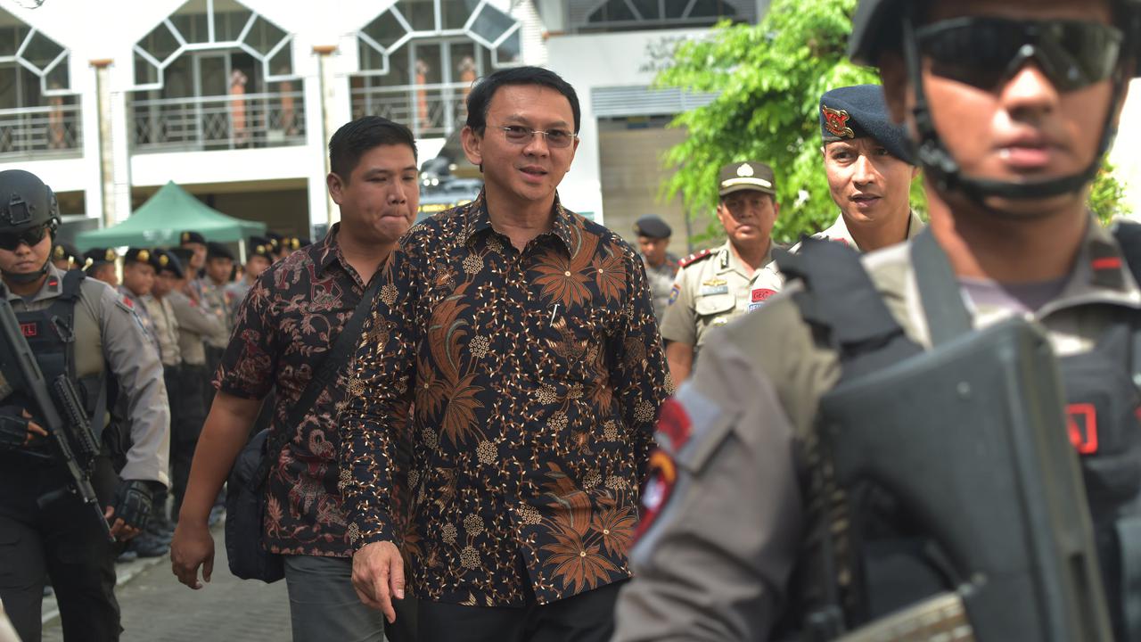 20161220-Usai Sidang, Ahok Tinggalkan PN Jakarta Utara-Jakarta