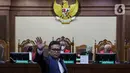 JPU pada Komisi Pemberantasan Korupsi (KPK) juga membeberkan nominal suap yang dilakukan Hasto Kristiyanto, yakni berjumlah 57.350 dolar Singapura atau setara Rp 600 juta. (Liputan6.com/Herman Zakharia)