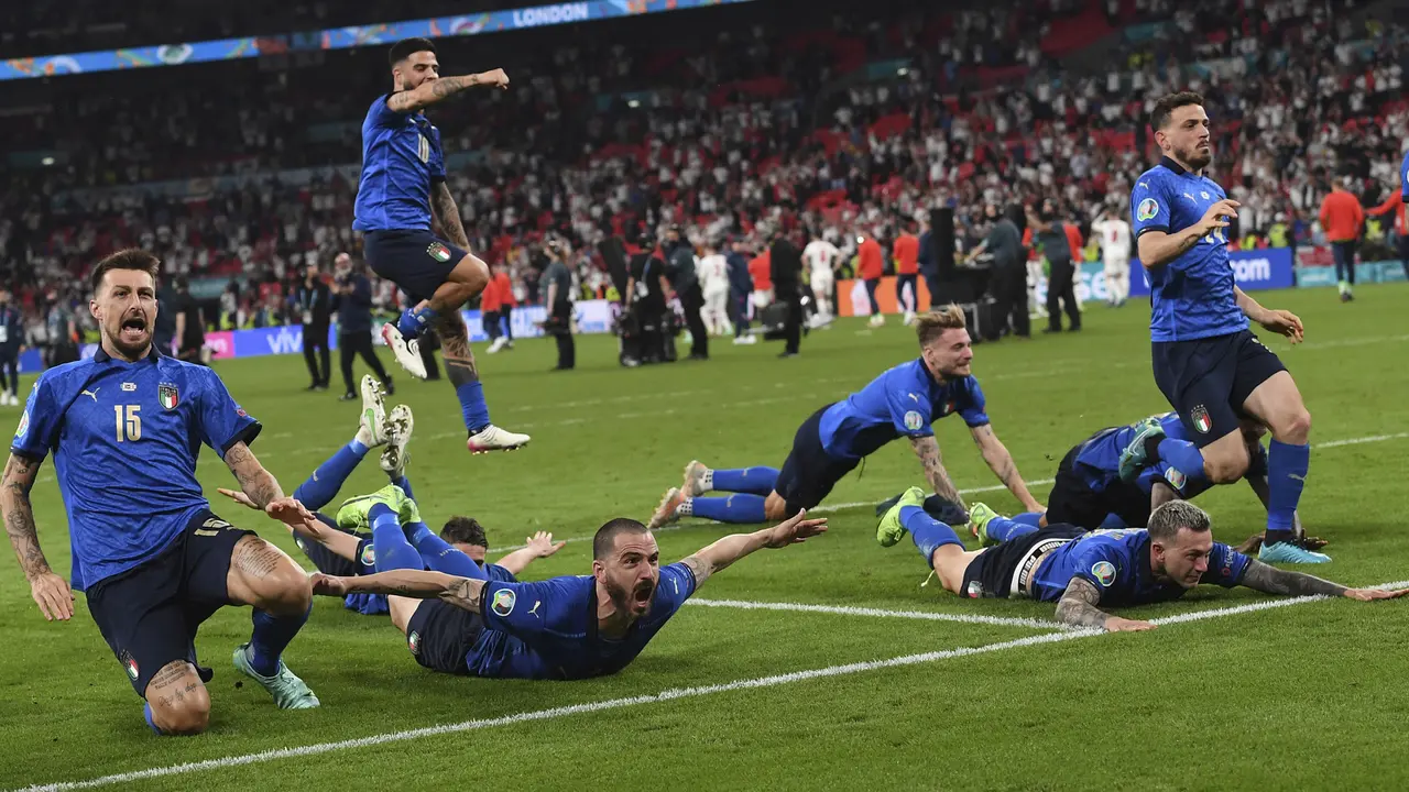 FOTO: Drama Adu Penalti Bawa Italia Juara Euro 2020
