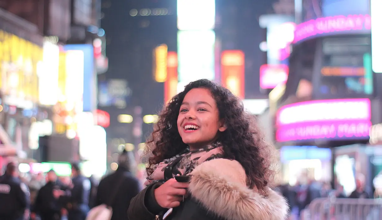 Jadi, mana potret Mutiara Baswedan yang paling jadi favoritmu, Sahabat FIMELA? [Foto: Instagram/mutiarabaswedan]