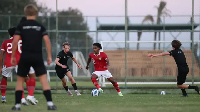Foto: Timnas Indonesia U-20 Asuhan Shin Tae-yong Ditahan Imbang Klub Norwegia