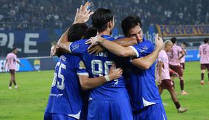Persib Bandung meraih kemenangan 3-0 atas Persik Kediri pada laga pekan ke-25 BRI Super League musm ini di Stadion Gelora Bandung Lautan Api (GBLA), Senin (09/03/2026) dini hari WIB. (Bola.com/Erwin Snaz)