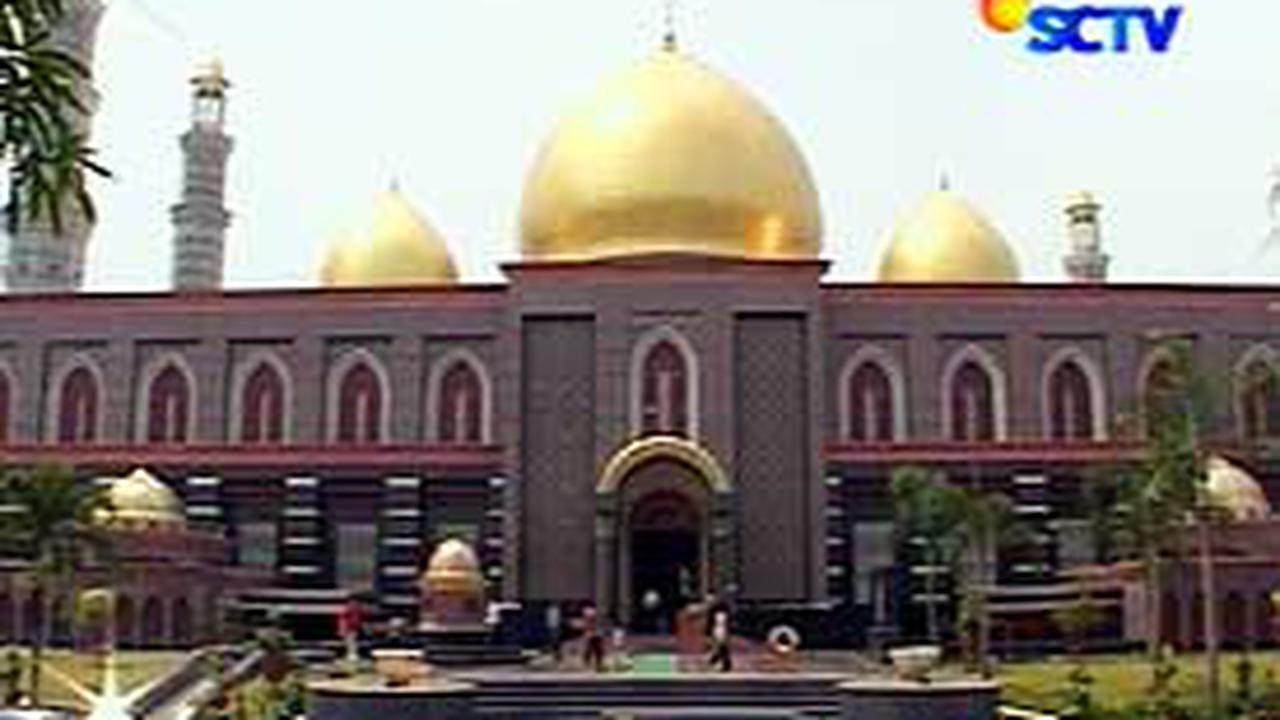 070923amasjid_kubahemas.jpg