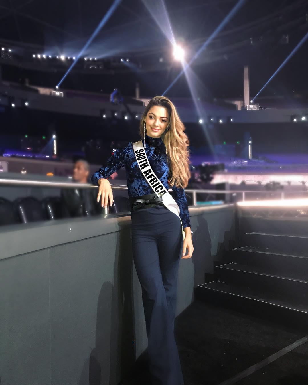 	Demi-Leigh Nel-Peters, Miss Universe 2017. (Sumber Foto: Instagram/Miss Universe)