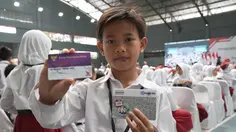 Tak Perlu Antre Panjang, Emak-Emak di Bojonegoro Pilih Cairkan PIP Anaknya di BRILink Agen