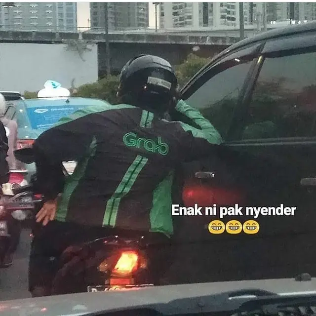 6 Aksi Driver Ojek Online saat Sepi Penumpang di Jalanan Ini Bikin Heran