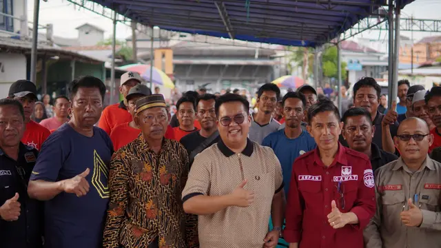Rendi Solihin Salurkan Perahu Hingga Bibit Udang ke Masyarakat Perikanan di Muara Badak