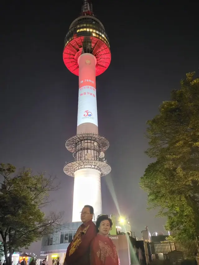 6 Potret Burj Khalifa dan Namsan Tower Seoul Berubah Merah Putih, Curi Perhatian