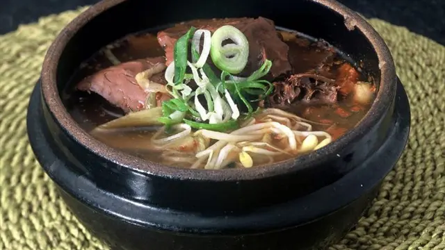 5 Kuliner Lezat Ini Terbuat dari Darah Sapi, Ada dari Indonesia Juga ...