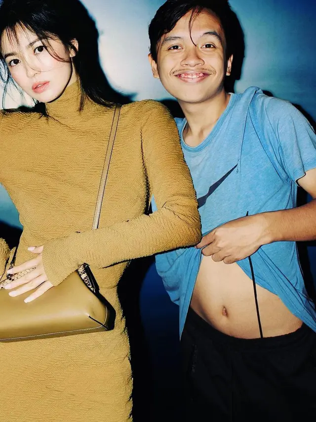 6 Editan Foto Pria Bareng Artis Cewek Korea Ini Imajinatif, Halu Banget