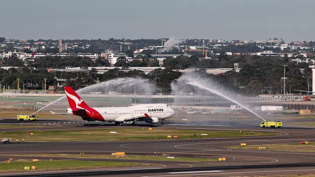 FOTO: Boeing 747 Resmi Dipensiunkan dari Qantas