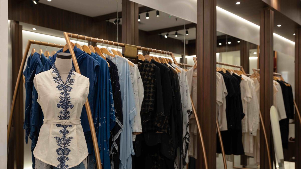 Sukkha Citta Hadir di Plaza Indonesia, Mengurai Perjalanan Slow Fashion dari Ladang Kapas