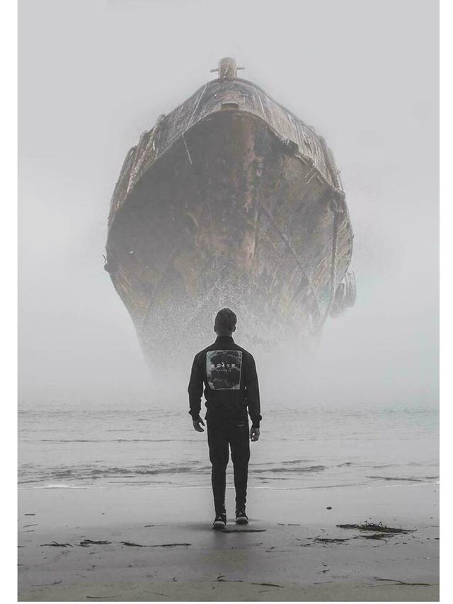 6 Potret Benda Raksasa Muncul di Laut, Bikin Pengidap Megalofobia Panik