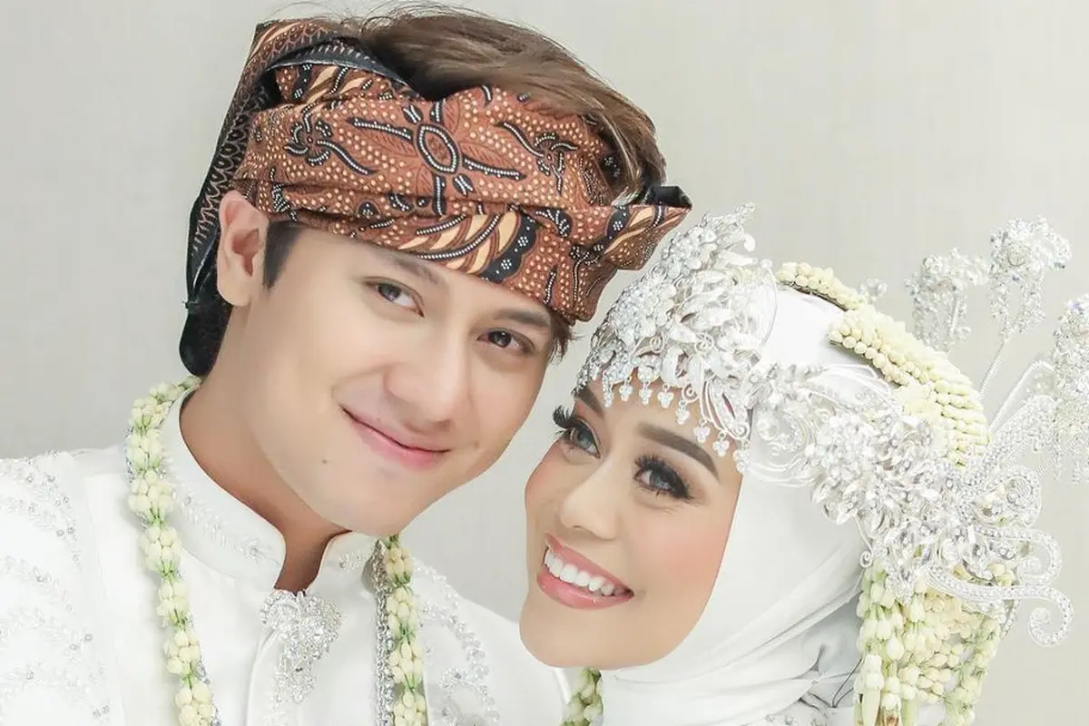 [Fimela] Lesti Kejora dan Rizky Billar