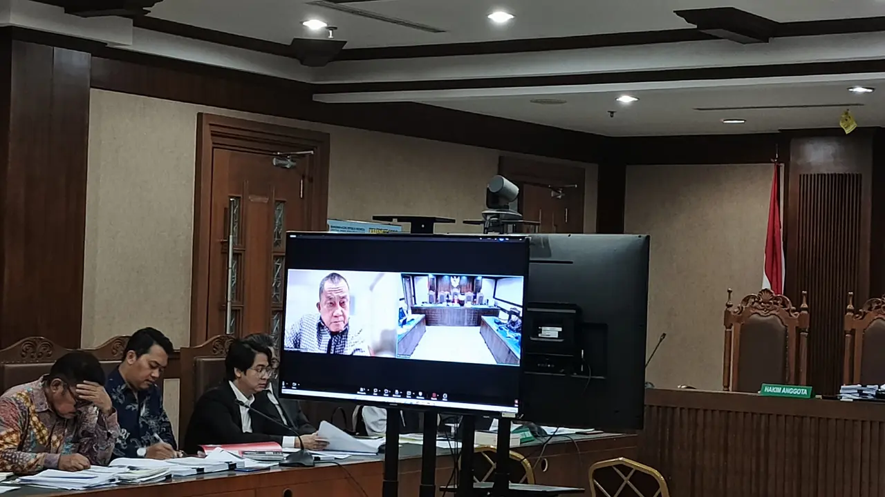 Hadiri Sidang Secara Daring, Lodewyk Pusung Bantah Terlibat Proses Pengadaan BGN