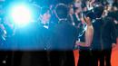Namun, Song Joong-ki ternyata tanpa didampingi Katy Louise Saunders ke Festival Film Cannes 2023. (AP Photo/Daniel Cole)