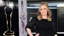 Menurut Adele memiliki anak adalah komitmen yang besar, ia juga mengaku hubungannya dengan sang kekasih baik-baik saja. (AFP/Bintang.com)