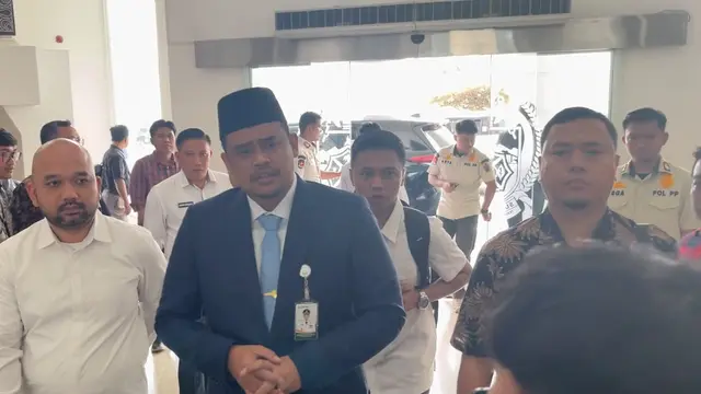 Bobby Nasution di kantor Gubernur Sumut, Medan, Jumat (9/10/2026). (liputan6.com/reza efendi).