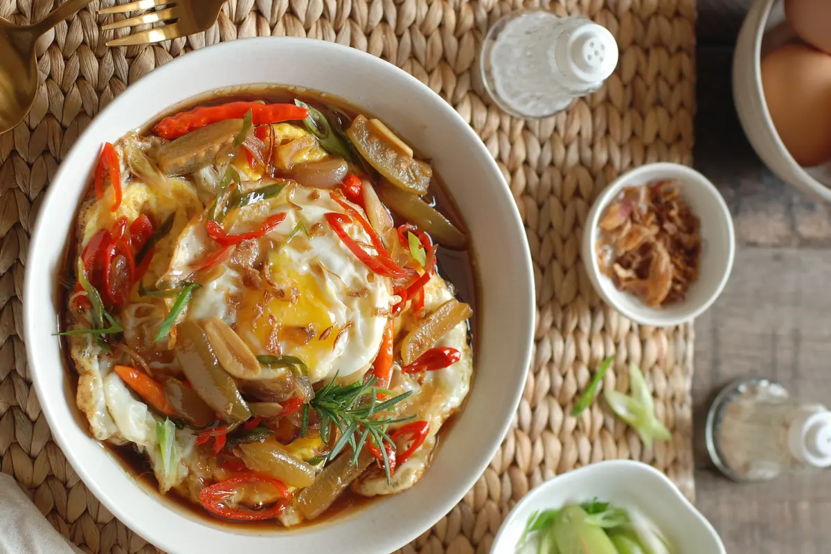 Telur ceplok masak kecap