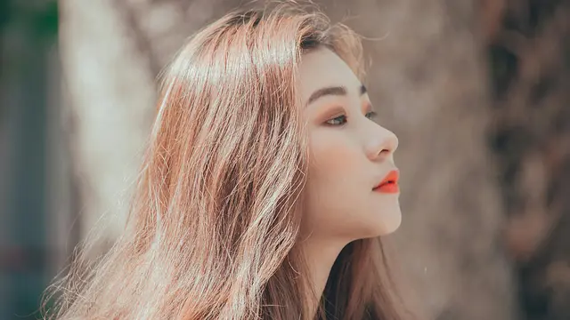 Merasa Kurang Oke Saat First Date? Ini Dia 4 Makeup Look yang Bisa Bikin Doi Terpukau