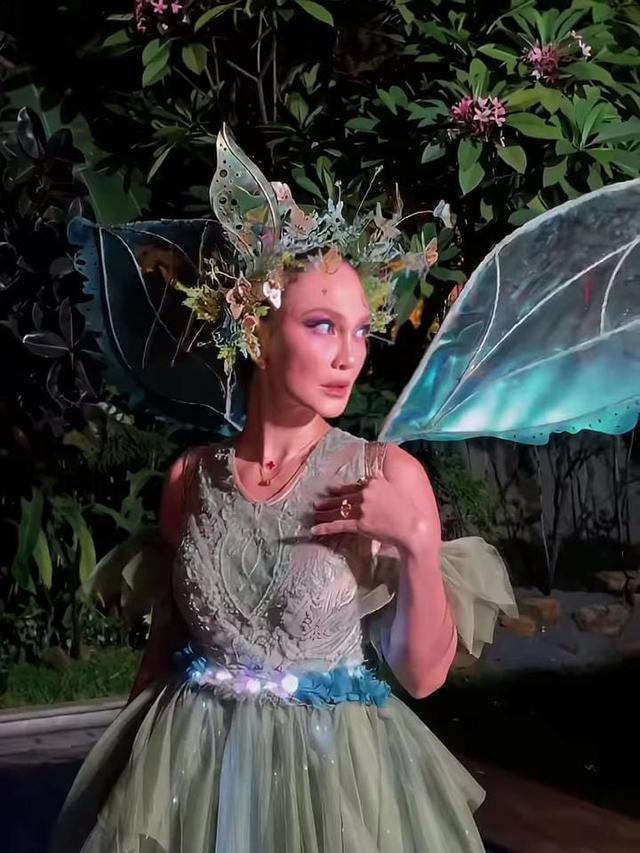 Luna Maya di ulang tahun Ashanty