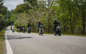 Touring 600 Km di Sumba Bisa Didapat dari Beli Pelumas