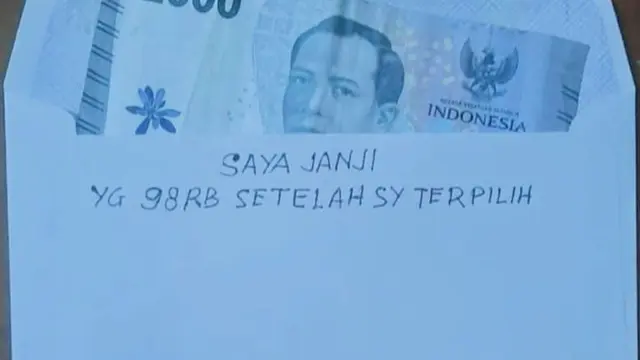 6 Potret 'Serangan Fajar' Jelang Pilkada Ini Bikin Tepuk Jidat, Tak Sesuai Harapan