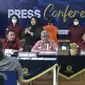 Lagi-lagi, seorang perempuan berwarganegara Rusia, kembali berulah di Indonesia. Kali ini, ZPR (31), datang ke Indonesia untuk membuka jasa prostitusi online di salah satu hotel di Kota Tangerang.