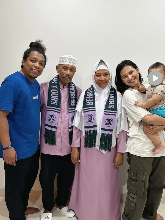 Indah Permatasari dan Arie Kriting (Instagram/indahpermatas)