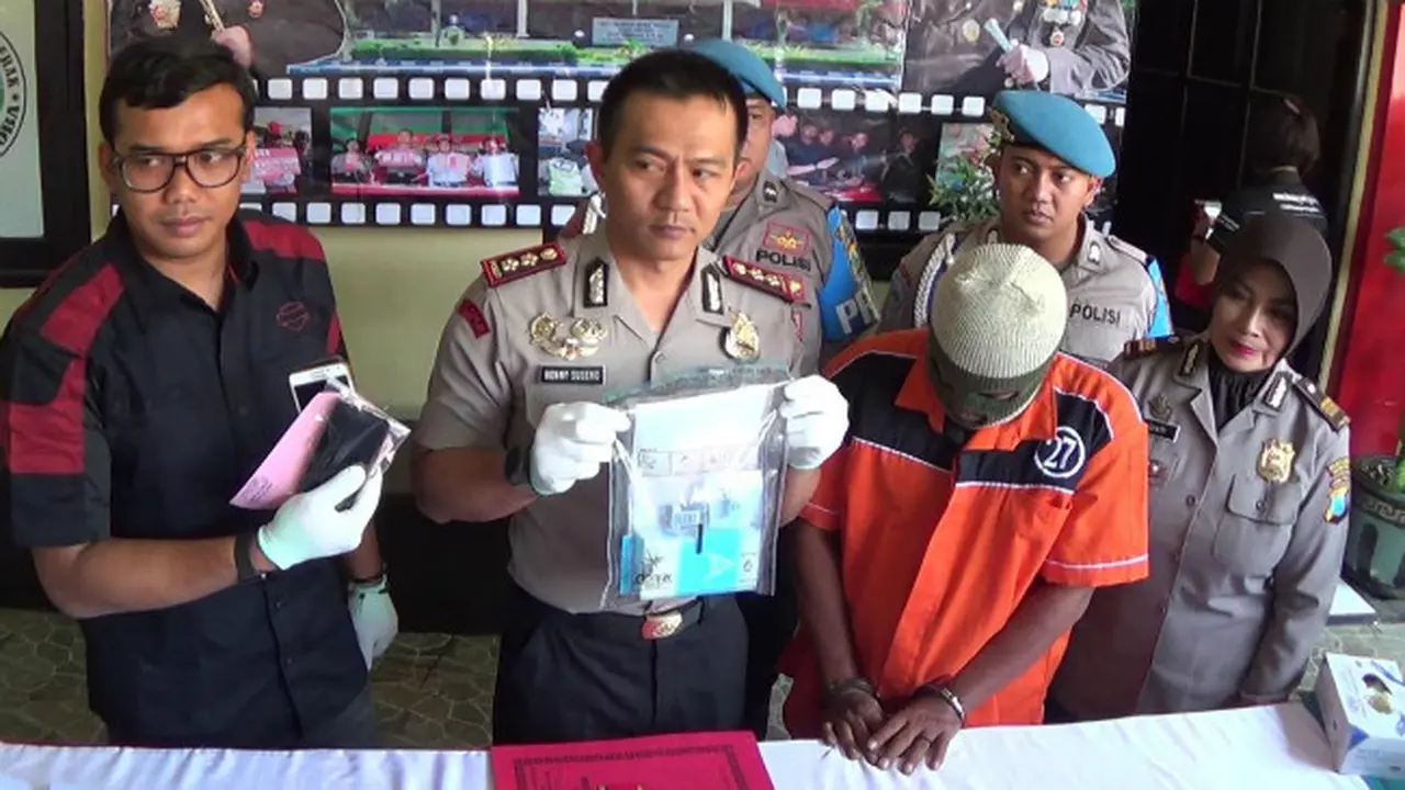Bom di Surabaya